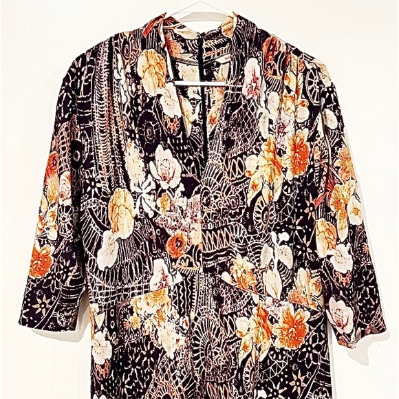 🔷Soft Surroundings Adamaris Navy floral geometric, V-Neck, 3/4 sleeves, Maxi XL - Picture 9 of 11